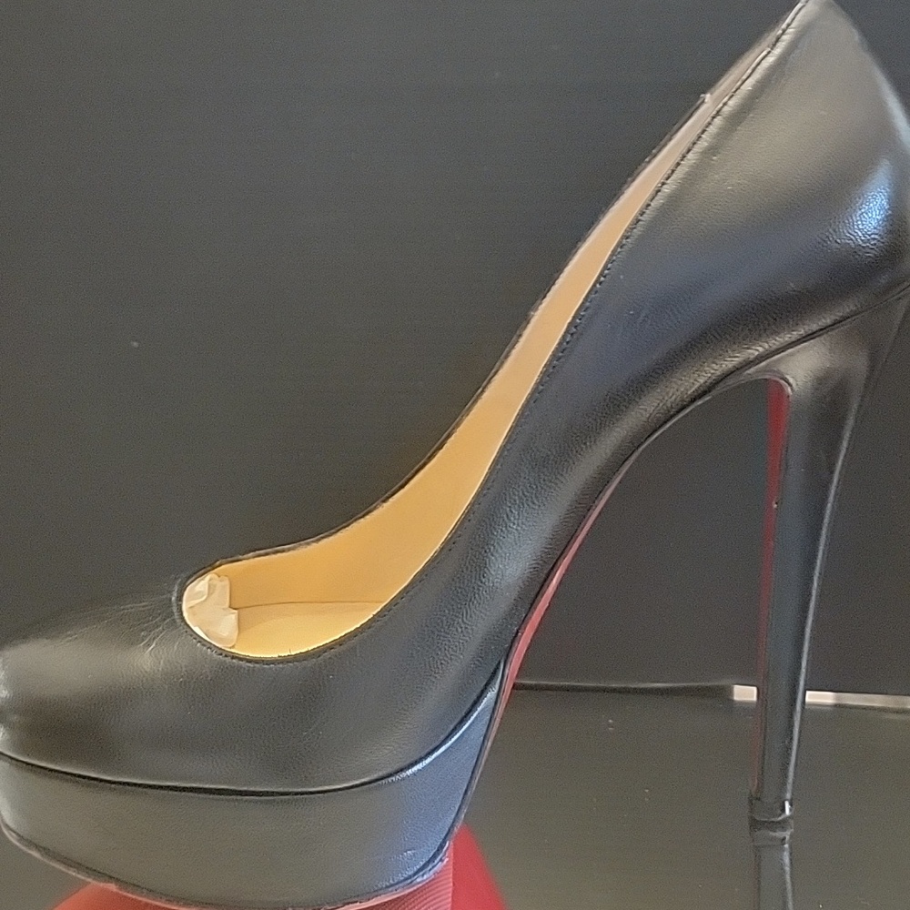 Christian Louboutin Black Kid Leather Bianca 140 Heel Pumps - Picture 4 of 13